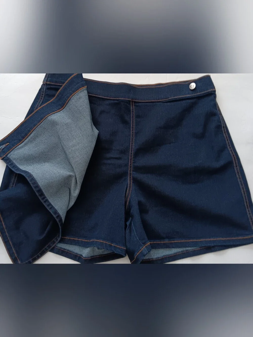 Crown & Ivy Wear Your Crown Blue Denim Envelope Shorts Wrap Front Sz 14 NWOT